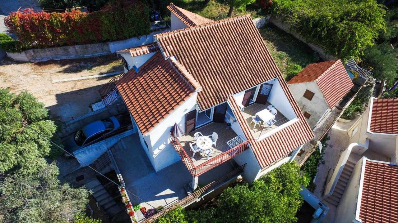 אומיס Perfect Vacation Apartments מראה חיצוני תמונה
