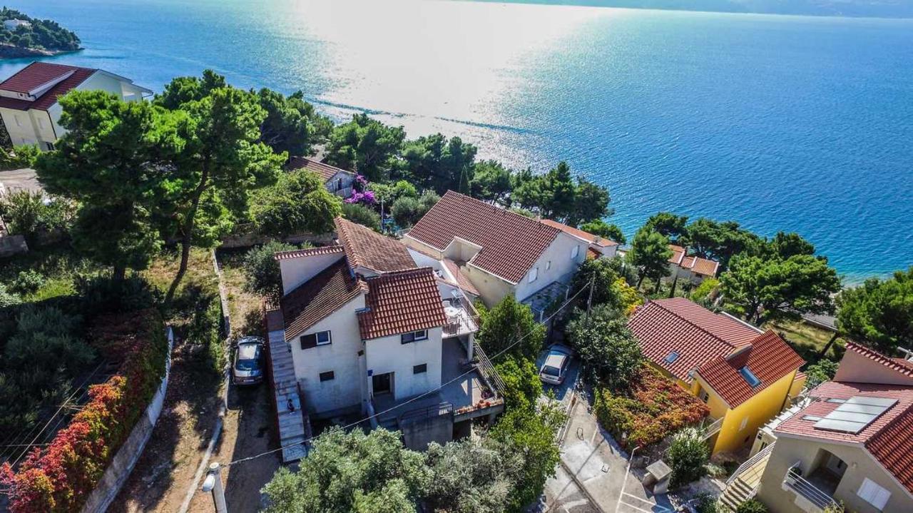 אומיס Perfect Vacation Apartments מראה חיצוני תמונה