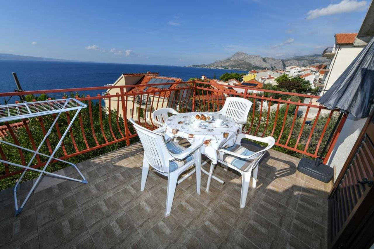 אומיס Perfect Vacation Apartments מראה חיצוני תמונה