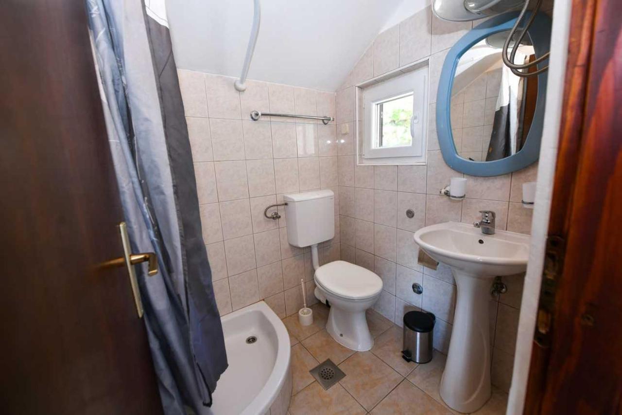 אומיס Perfect Vacation Apartments מראה חיצוני תמונה