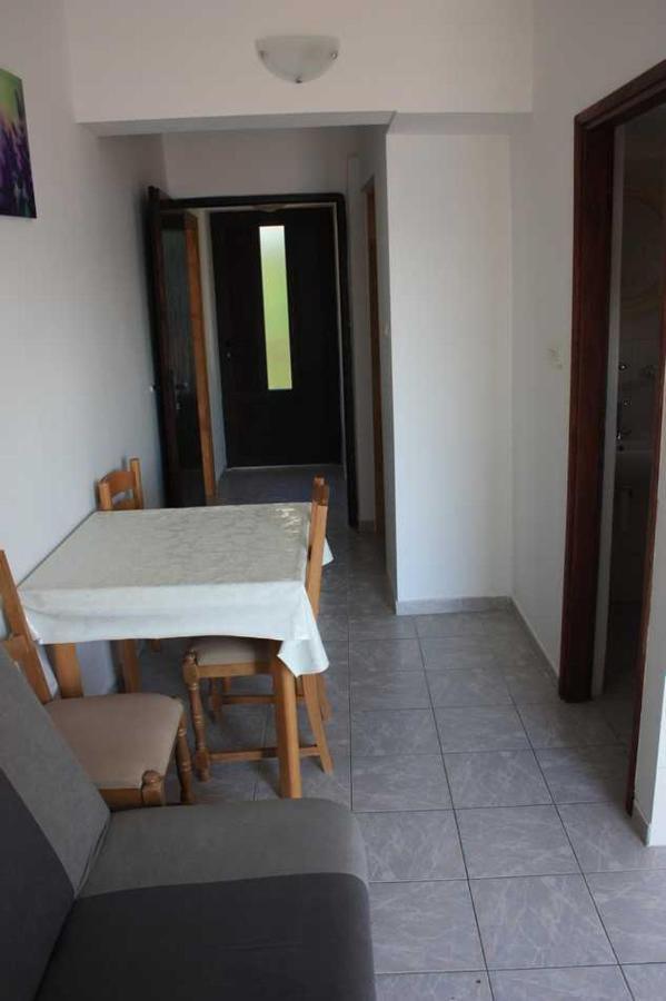 אומיס Perfect Vacation Apartments מראה חיצוני תמונה
