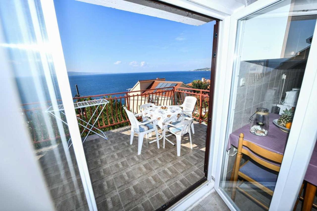 אומיס Perfect Vacation Apartments מראה חיצוני תמונה