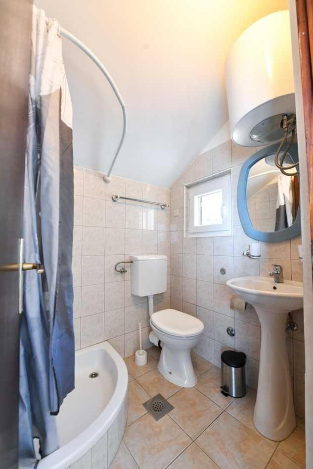 אומיס Perfect Vacation Apartments מראה חיצוני תמונה